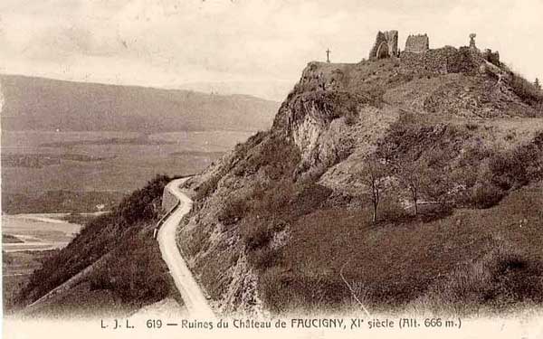 Ruines du<br />
Château de Faucigny